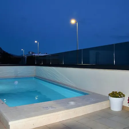 アパート Adria View マカルスカ