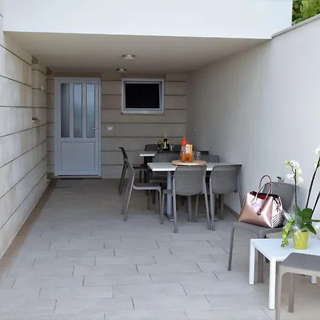 Adria View Апартаменты