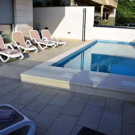 Adria View Апартаменты Макарска