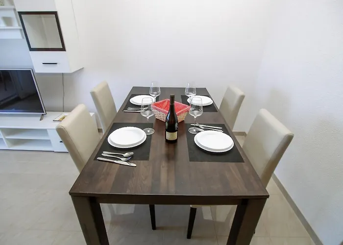 Adria View * Makarská